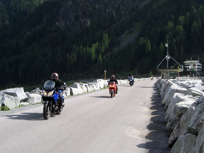 BIKER REISEN