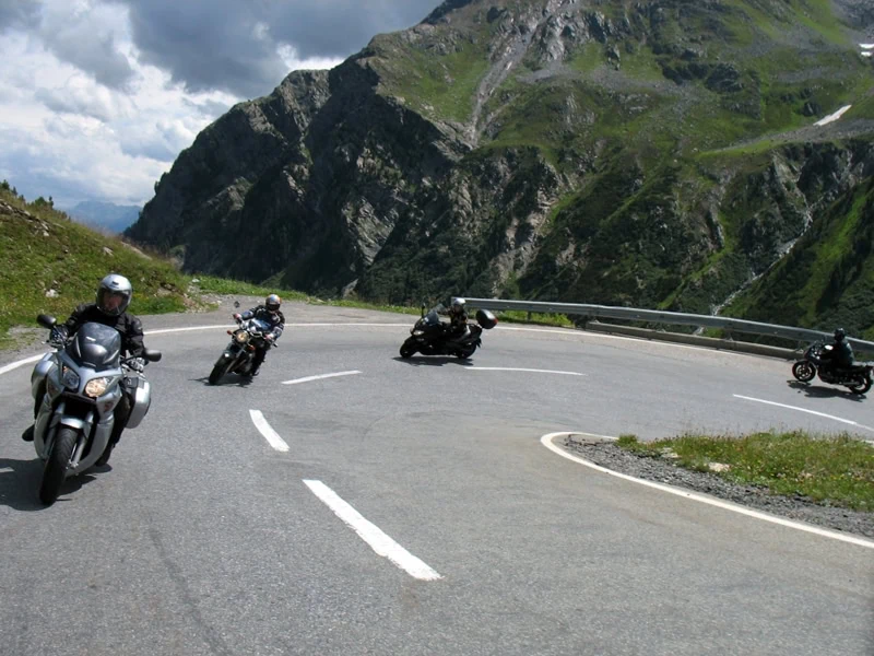 BIKER REISEN